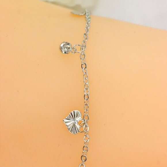 Minimalist Anklet, Sleek & Modern Design, Women’s Fashion, YC110329-A - Picture 10 of 10